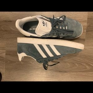 Adidas gazelle size 7